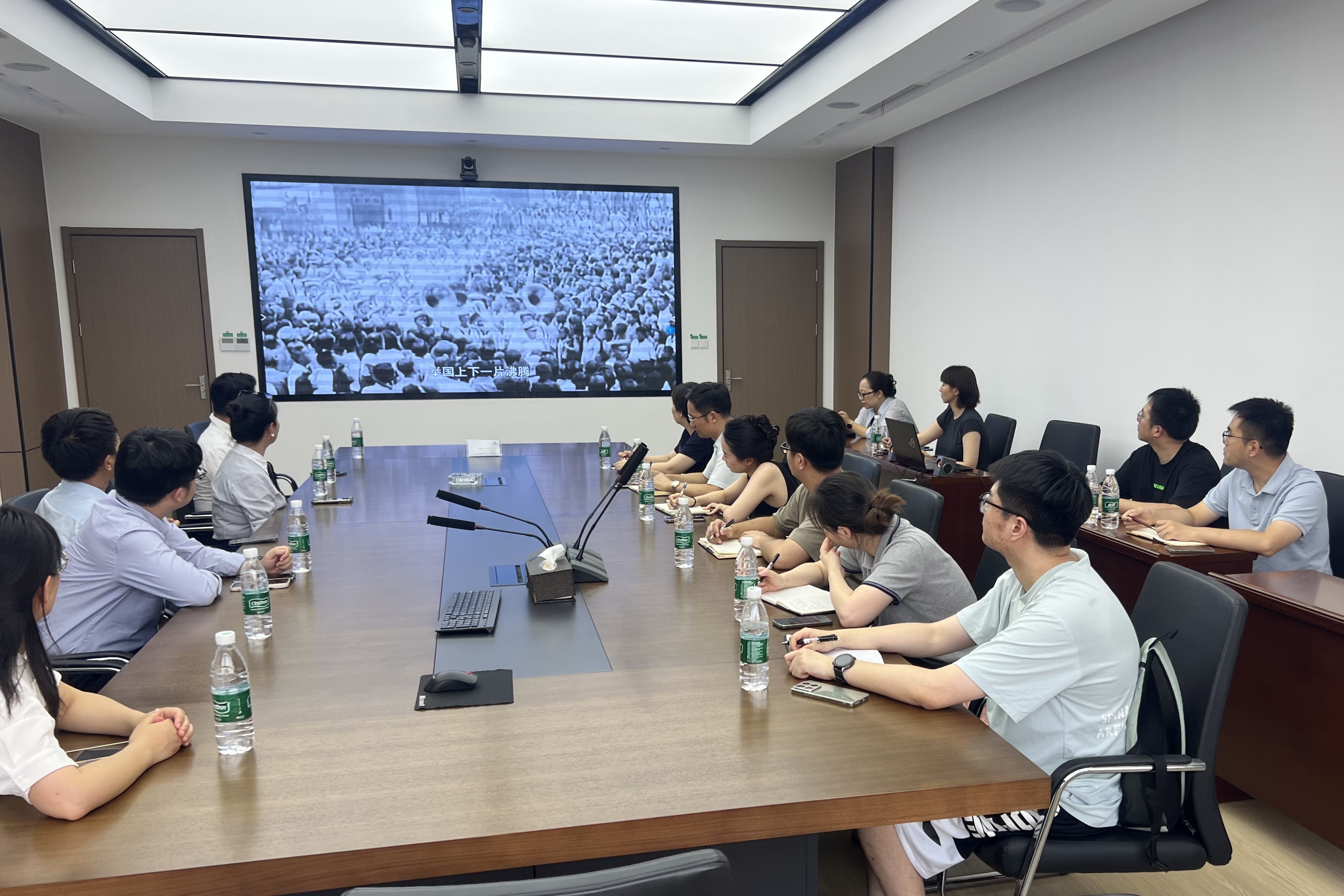 945062f595cad5ee7c4cabb980c3011f